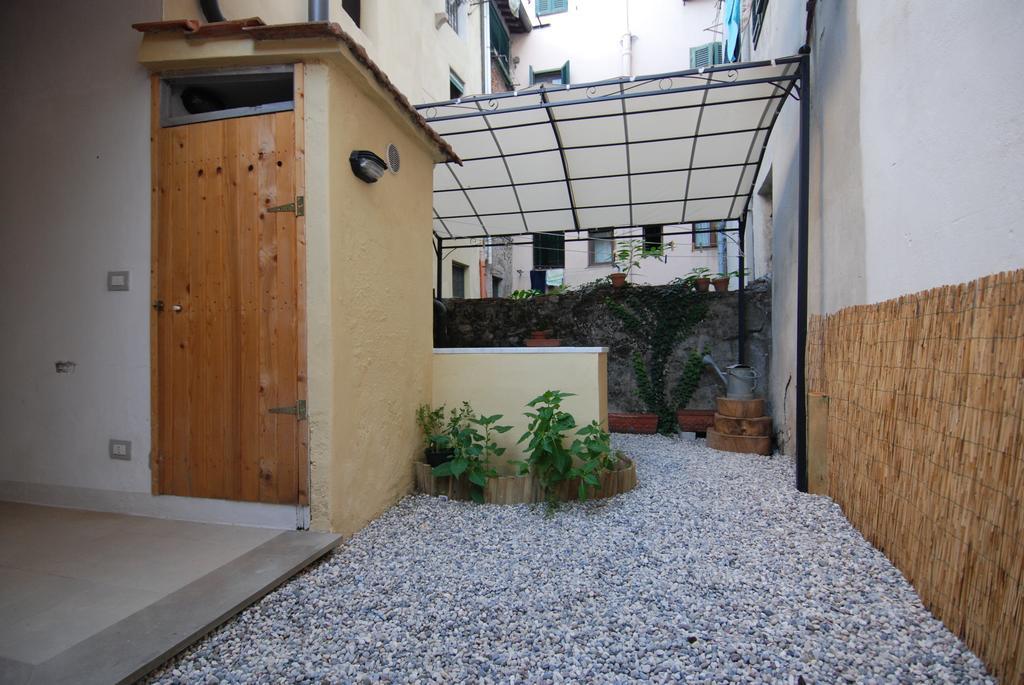 S. Agostino Fronte Mura ลุคคา ภายนอก รูปภาพ